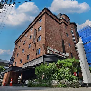 No 25 Yonghyun Hotel